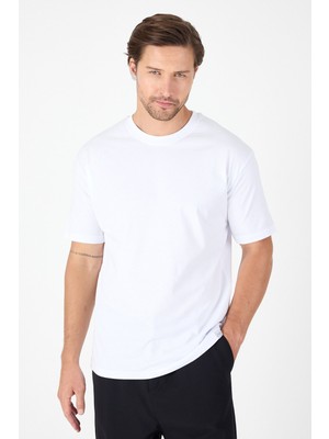 Beyaz Bisiklet Yaka Kısa Kol Slim Fit Pamuklu Tişört 1011250191