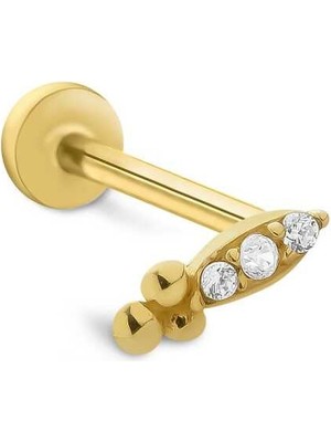 Eva Tragus Piercing