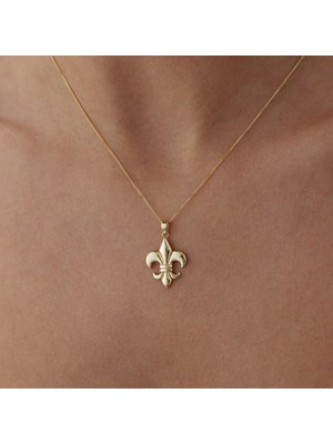 Fleur De Lis Kolye
