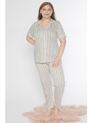 Boydan Düğmeli Battal Büyük Beden Çizgili Kısa Kol Pijama Takımı Alperi B780-26