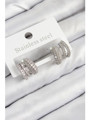 Pirinç Zirkon Taşlı Kıvrımlı Model Gümüş Renk Kadın Küpe