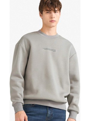 DeFacto Boxy Fit Bisiklet Yaka İçi Yumuşak Tüylü Baskılı Sweatshirt X8282AZ25AU