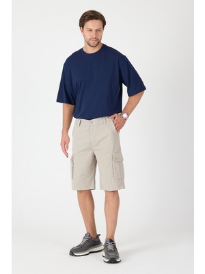 Erkek Regular Fit Kargo Cepli Şort Kapri