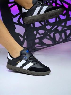 Çocuk Cırtlı Bağcıklı Su Geçirmez Spor Ayakkabı- Siyah Beyaz