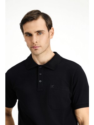 Regular Fit Pamuk Nakışlı Cepli Kıvrılmaz Polo Yaka Tişört