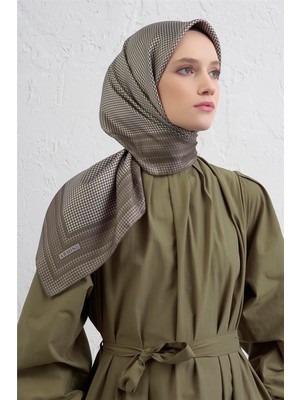 Armine Klasik Desenli Saf Ipek Twill Eşarp 9404D 87