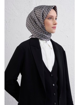 Armine Saf Ipek Sura Eşarp 9417D 02