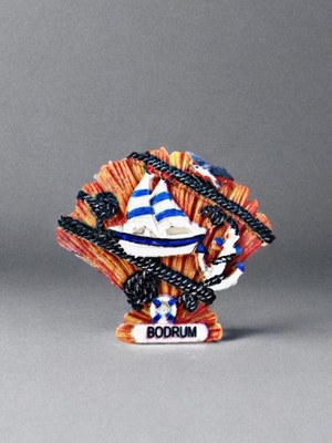 Bodrum Temalı Kabartmalı Polyester Magnet. 8cm x 6,5cm.