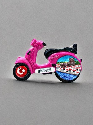Şirince Temalı Kabartmalı Polyester Magnet 9cm x 5,5cm. Pembe