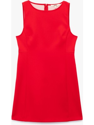 Slim Fit Kolsuz Bisiklet Yaka Mini Elbise