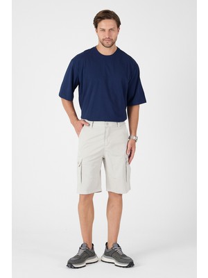 Erkek Regular Fit Kargo Cepli Şort Kapri