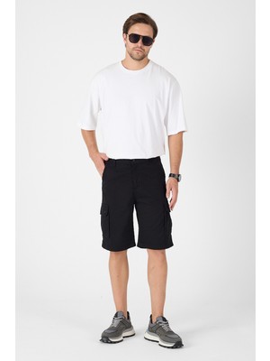 Erkek Regular Fit Kargo Cepli Şort Kapri