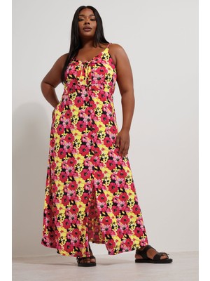 Büyük Beden Önü Büzgülü Askılı Çiçek Desenli Düğmeli Elbise 303481