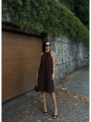 Halter Yaka Dokuma Midi Kadın Elbise Kahverengi