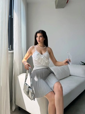 Ip Askılı Volan Detaylı Bluz Beyaz