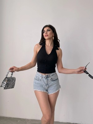 Gömlek Yaka Önü Düğme Detaylı Bluz Siyah