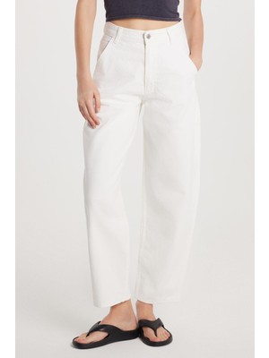 Kadın Regular Fit Boru Paça Beyaz jean Kot Pantolon
