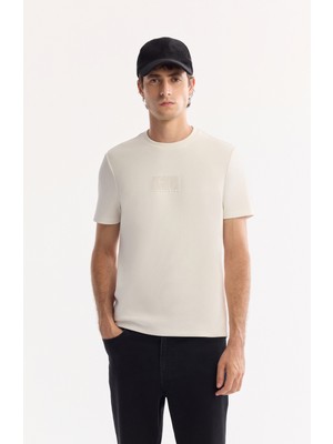 AVVA Erkek Ekru Bisiklet Yaka Viskon Karışımlı Bi-Stretch Baskılı Regular Fit T-Shirt A52Y1020