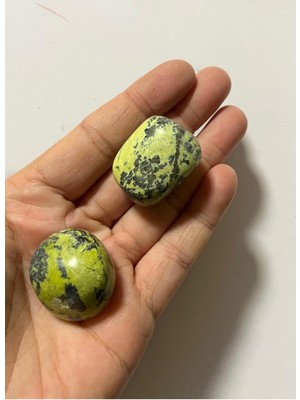 Yeşim Taşı Doğaltaş Mineral