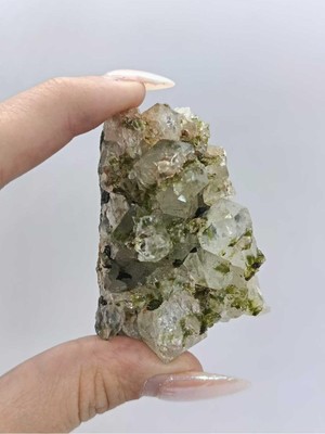 Koleksiyonluk Epidotlu Kuvars Doğaltaş