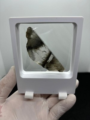 Rutilli Kuvars Turmalin Doğaltaş Stantlı Ürün