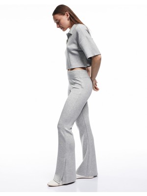 Slim Fit Paçaları Yandan Yırtmaç Detaylı Ispanyol Paça Tayt