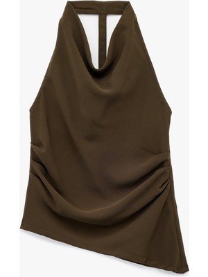 Kolsuz Sırt Dekolteli Drapeli Asimetrik Degaje Yaka Bluz