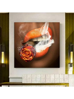 Puro Içen Kadın Kanvası, Gece Kulübü ve Moda Temalı Tablo