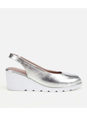 Hotiç 01SAH309990A210 KADIN Deri Lame Tokalı Dolgu Topuklu Sandalet