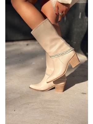 Madoks Mat Deri Troklu Bej Kadın Çizme