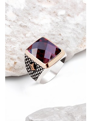 Silverplus Gümüş Fasetli Garnet Taşlı Osmanlı Tuğralı Erkek Yüzük