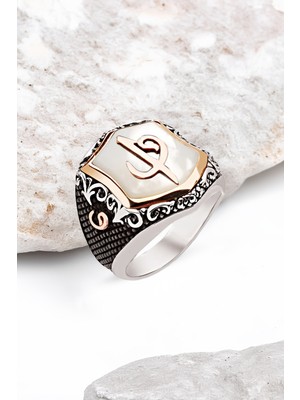 Silverplus Gümüş Özel Kesim Sedef Taşlı Elif Vav İşlemeli Erkek Yüzük