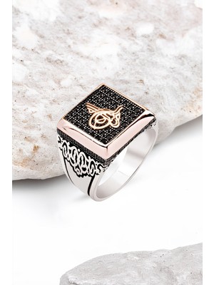 Silverplus Gümüş Siyah Zirkon Taşlı Tuğra Motifli Erkek Yüzük