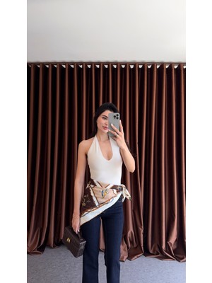 Halter Yaka Krem Triko Bluz