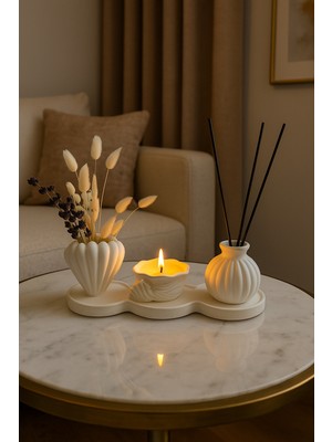 4’lü Dekor Set – Altlık, Istiridye Saksı, Istiridye Kokulu Mum ve Oda Kokusu