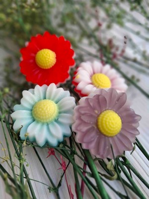 Yucca Papatya Sabun 5li Vanilya ve Yasemin (2 mini papatya 2 mini gül sabun hediye)