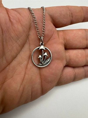 Triple Mushroom In The Ring – Üçlü Mantar Desen Unisex Kolye – Metal  Zincirli