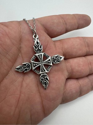 Vintage Desenli Haç (Pattern Cross) Kolye – Metal  Zincirli Zamak Kaplama Unisex Gotik Takı