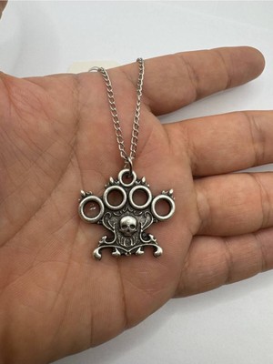 Kurukafa Desen Unisex Kolye – Asi ve Karanlık Stil