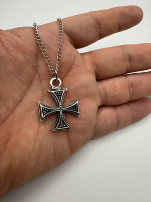 Desenli Haç Desen Unisex Kolye – Metal  Zincirli, Gotik & Vintage Metal Takı
