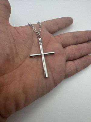 Minimal Tasarım Haç Desen Unisex Kolye – Metal  Zincirli, Şık Metal Takı