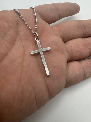 Minimalist Haç Desen Unisex Kolye – Metal  Zincirli, Şık & Zarif Metal Takı