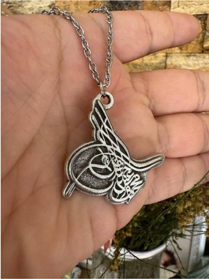 Osmanlı Tuğrası Desen Kolye – Gümüş Renk Unisex Zamak Metal Takı - Metal  Zincir