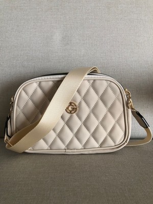 Bej Kapitone Dokulu Çok Bölmeli Çapraz ve Omuz Çantası