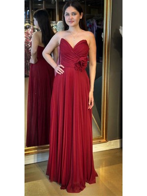 Bordo Straplez Yaka Çiçek Detaylı  Kloş Etekli Tül Uzun Abiye Elbise 11003