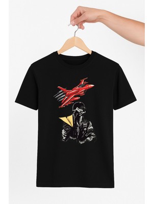 Vecihi Geliyor Kırmızı Jet ve Pilot Tasarım Unisex Tshirt Pilot - Havacı - Uçak Tutkunu