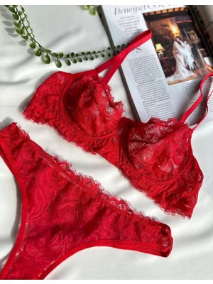 Kadın Kırmızı Dantel Iç Çamaşır Takımı