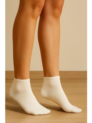 Kadın Basic Step Çorap Beyaz