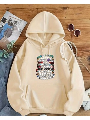Bileklik Çeşitleri Baskılı Kapüşonlu Cepli Içi Yünlü Bej Sweatshirt