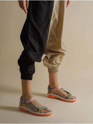 Cırtlı Kaymaz Termo Taban Spor Sandalet Renkli